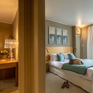 Hotel Western Grand De Bordeaux