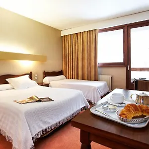 De Paris 2*, Bagnères-de-Luchon Francia