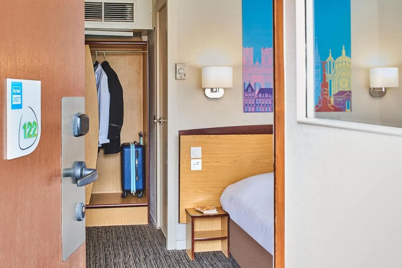Kyriad Direct Lyon Sud - Chasse-sur-Rhône Hotel